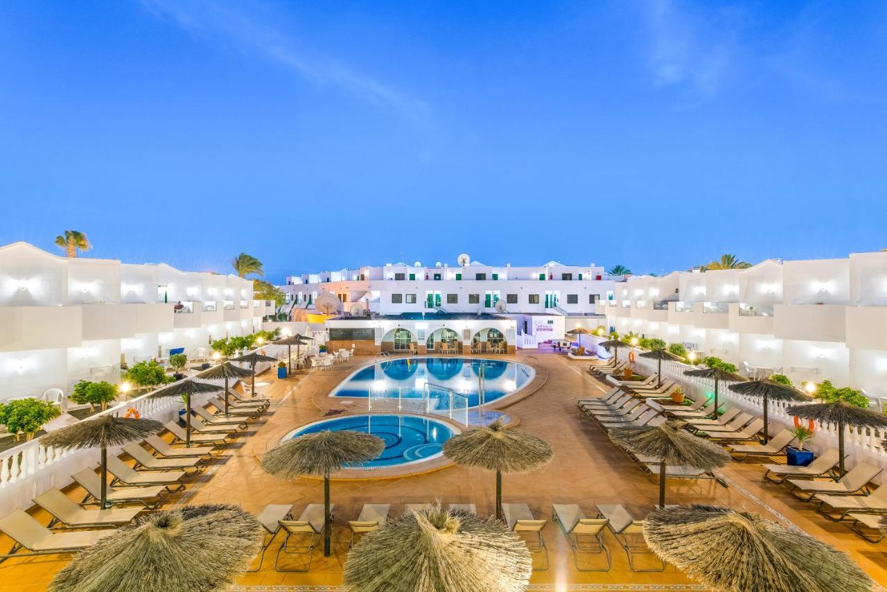 Las Adelfas Puerto del Carmen  Exterior photo